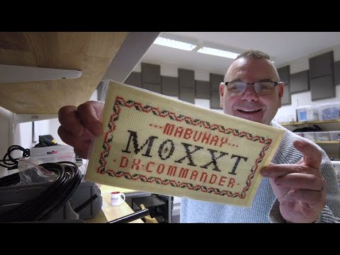 DX COMMANDER AMAZING CAL M0XXT RECEIVES MABUHAY CALLSIGN PLATE |  P